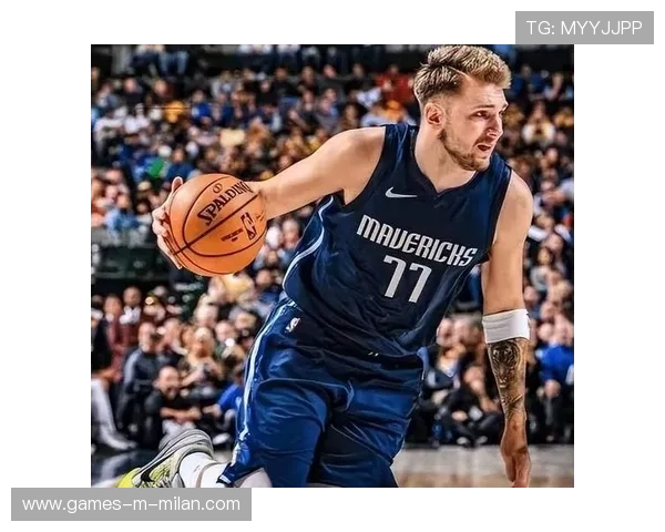 东契奇强吃错位，独行侠情绪上来